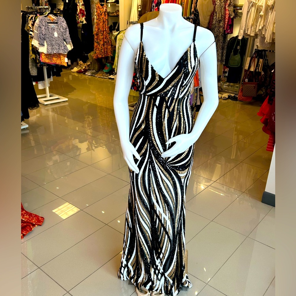 Black,Gold & White Emprada Sequin Dress
